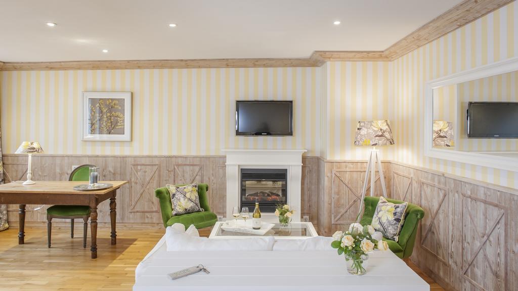 Hotel & Restaurant Sonne Kirchzarten Pokoj fotografie